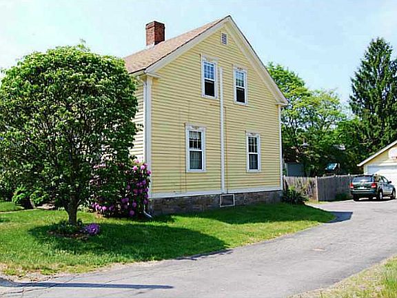 4th image of 1361 Pawtucket Ave