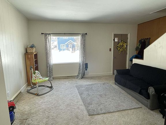 4th image of 1105 John St