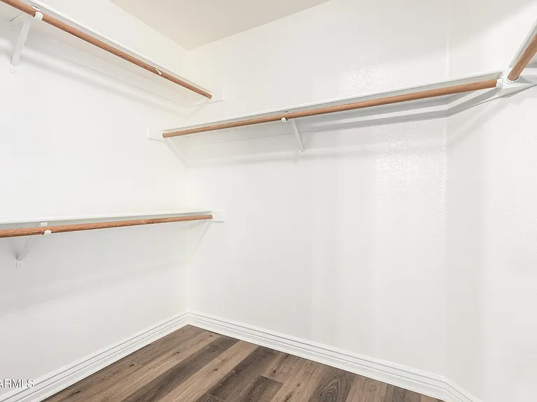 1517 W Islandia Dr — Photo 23