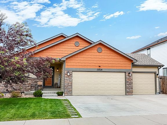 2nd image of 6821 Sequoia St