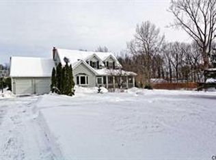 139 Vosburgh Rd, Mechanicville, NY 12118