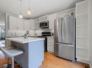 406 Margueretta St, Toronto, ON M6H 3S5