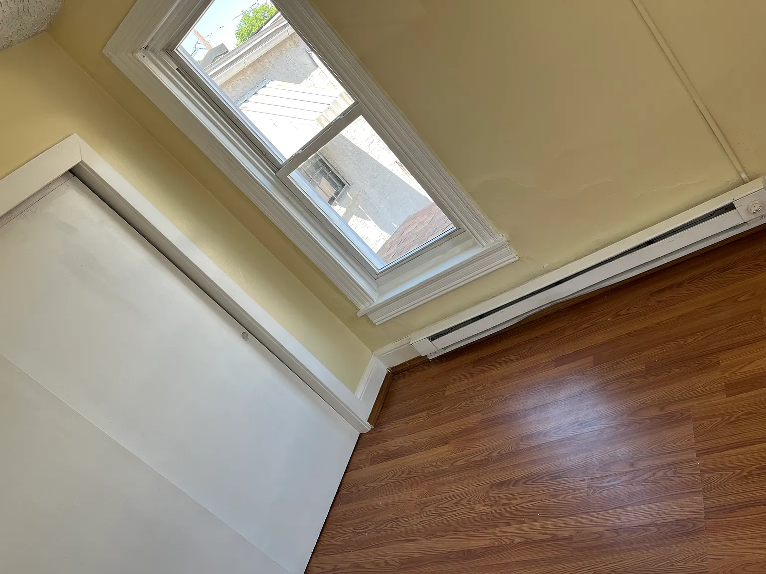 349 Pearl St — Photo 3