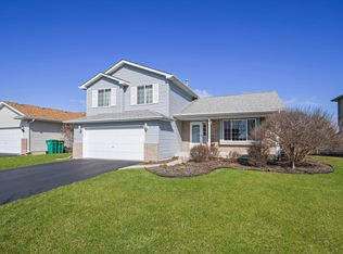 6901 Cornwall Dr, Joliet, IL 60431