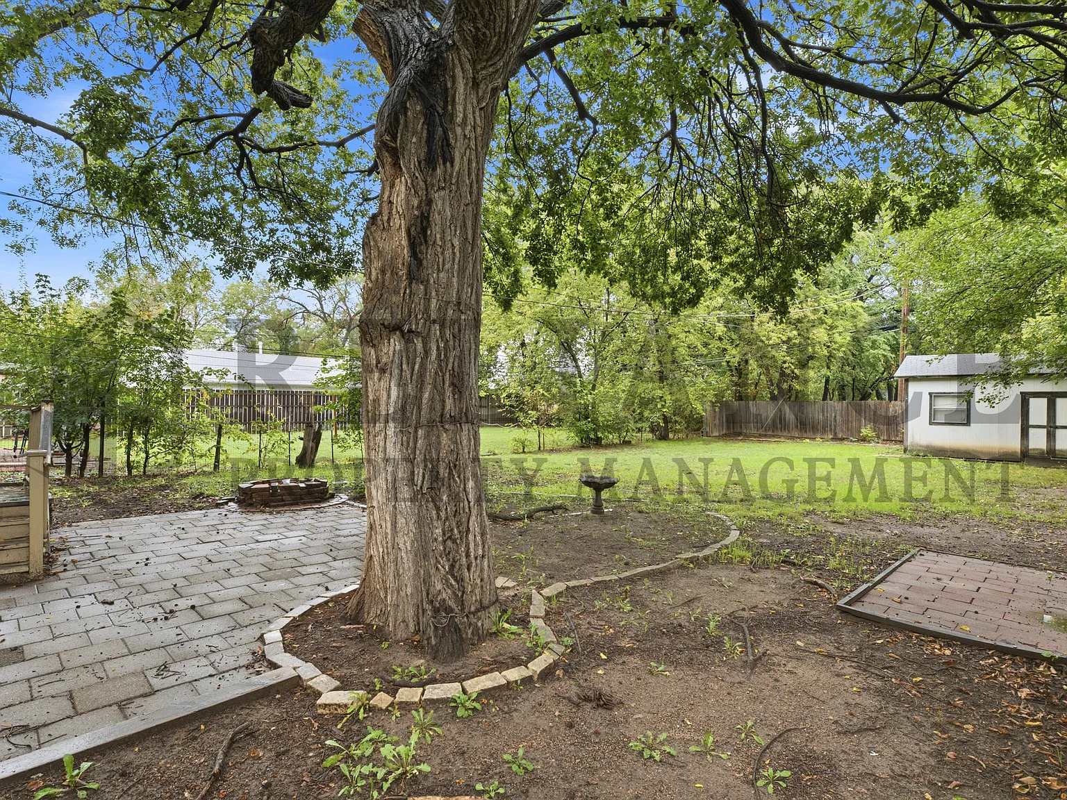 122 Gordon South (ON) - 1 — Photo 3