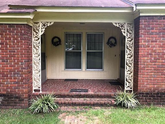 3rd image of 999 Tennessee St