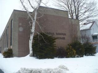 1398 Main St, Worcester, MA 01603