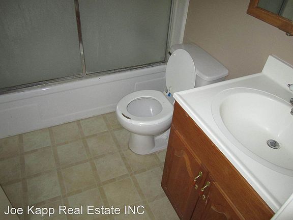 5th image of 1206 Acadia Pl