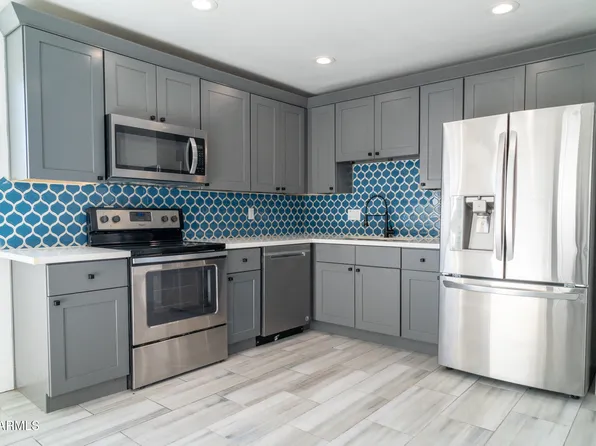 819 E ERIE Street, Chandler, AZ 85225