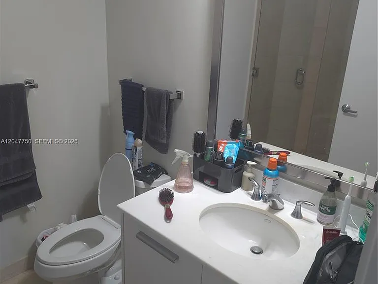 1060 Brickell Ave #1701 — Photo 22