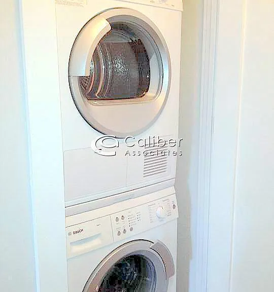 70 W 45th St #43B — Photo 10
