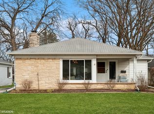 903 Windsor Rd, Highland Park, IL 60035