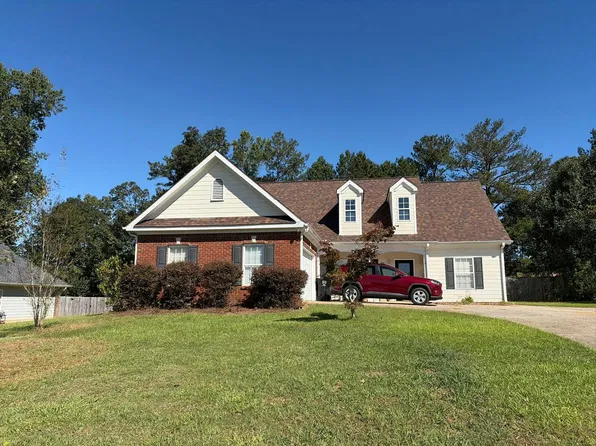 172 Devynwood Ln, Dallas, GA 30157