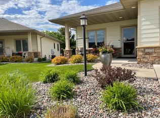 1271 Bentgrass Ct, Onalaska, WI 54650