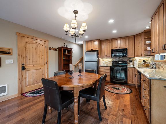 3rd image of 11711 Snowpeak Way Unit 555