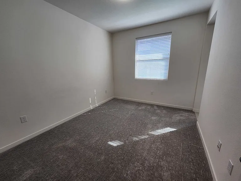 250 Log Pond Ln — Photo 7