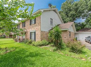 5311 Winding Way Dr, Houston, TX 77091