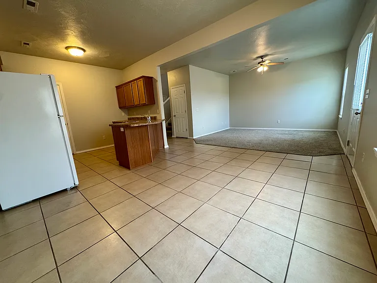 1103 N Missouri Dr — Photo 6
