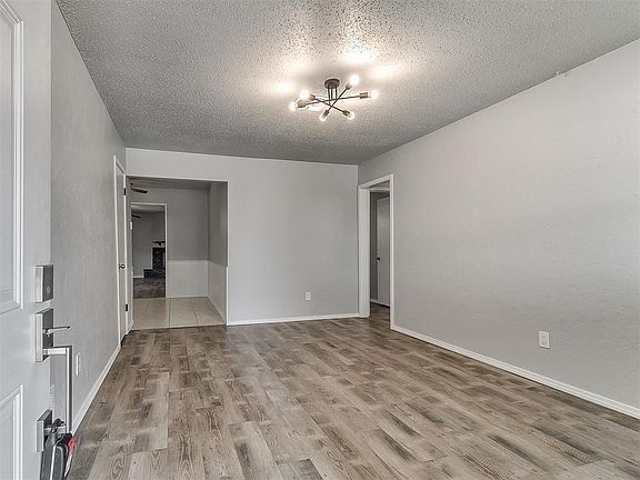 4th image of 4713 Lunow Dr