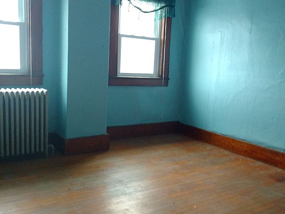 Bedroom #1