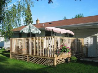 1118 18th St NW, East Grand Forks, MN 56721