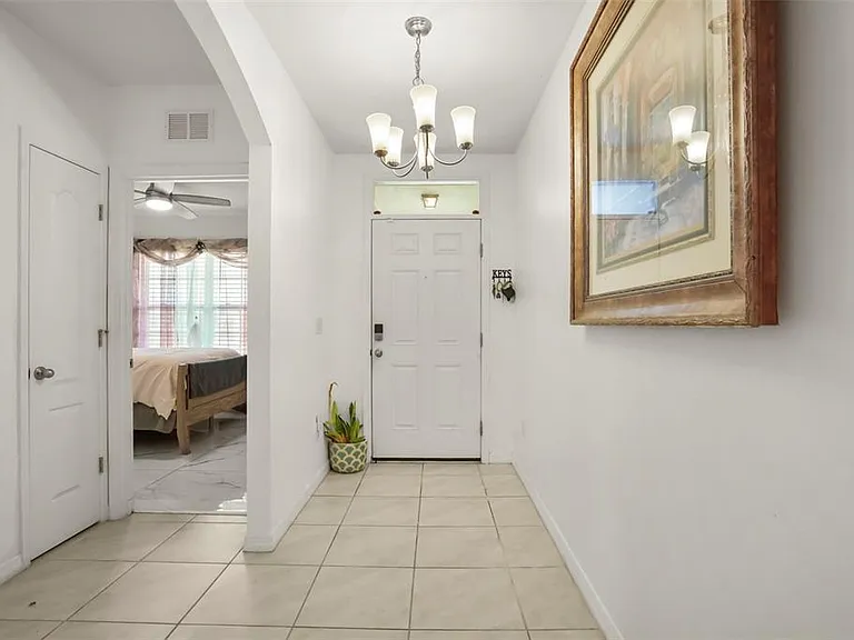 2443 White Lilly Dr — Photo 7