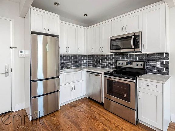 4th image of 1084 Rogers Ave #7D