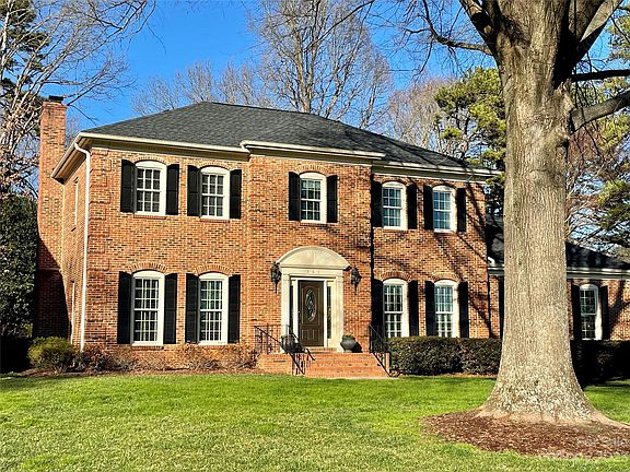 3rd image of 161 Prestwood Ln