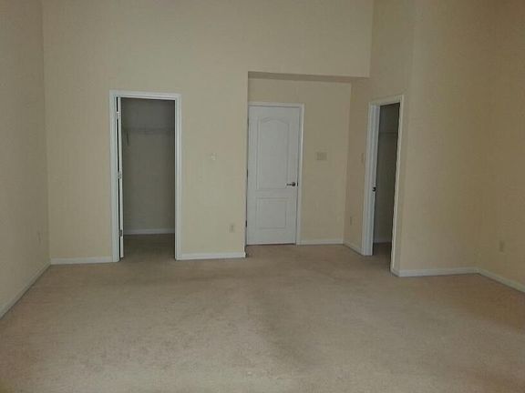 5th image of 23213 Scholl Manor Way