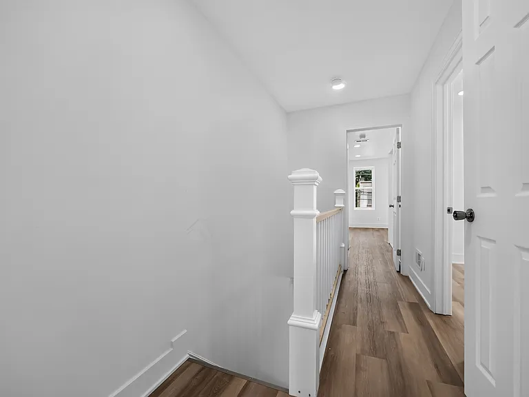 807 N 42nd St — Photo 20