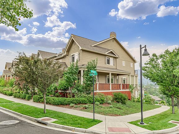 2nd image of 999 Camelot Dr