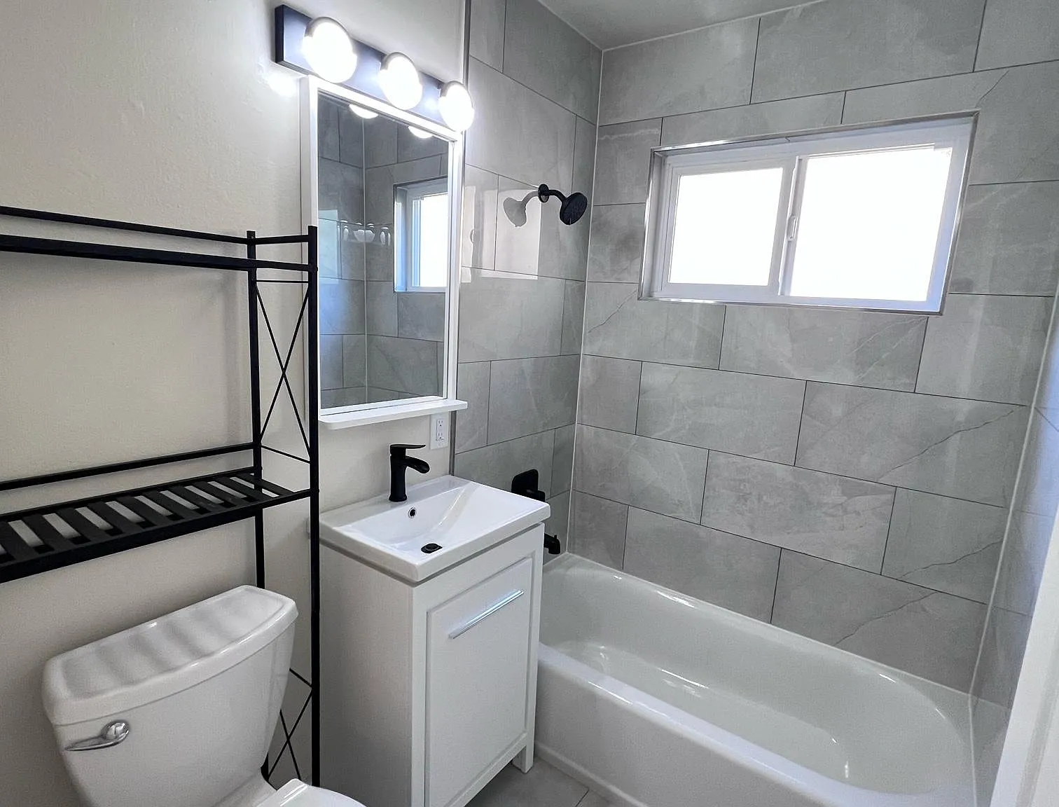 2 bed, 750 sqft, $2,900 — Photo 4