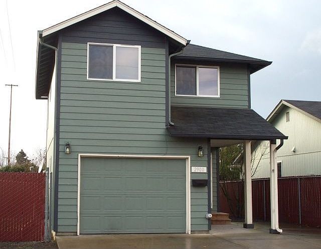Front of Home w/RV parking
