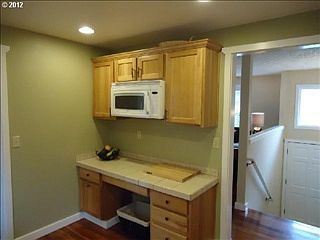 3rd image of 2016 SE 138th Ct