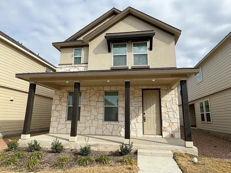 138 Sawtooth Mountain Way — Photo 2