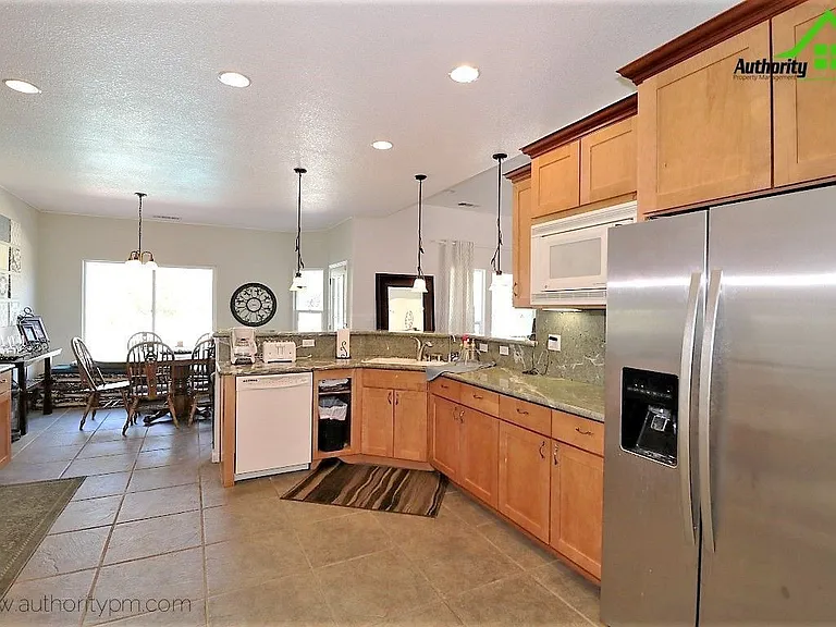 14270 Quail Springs Rd — Photo 21