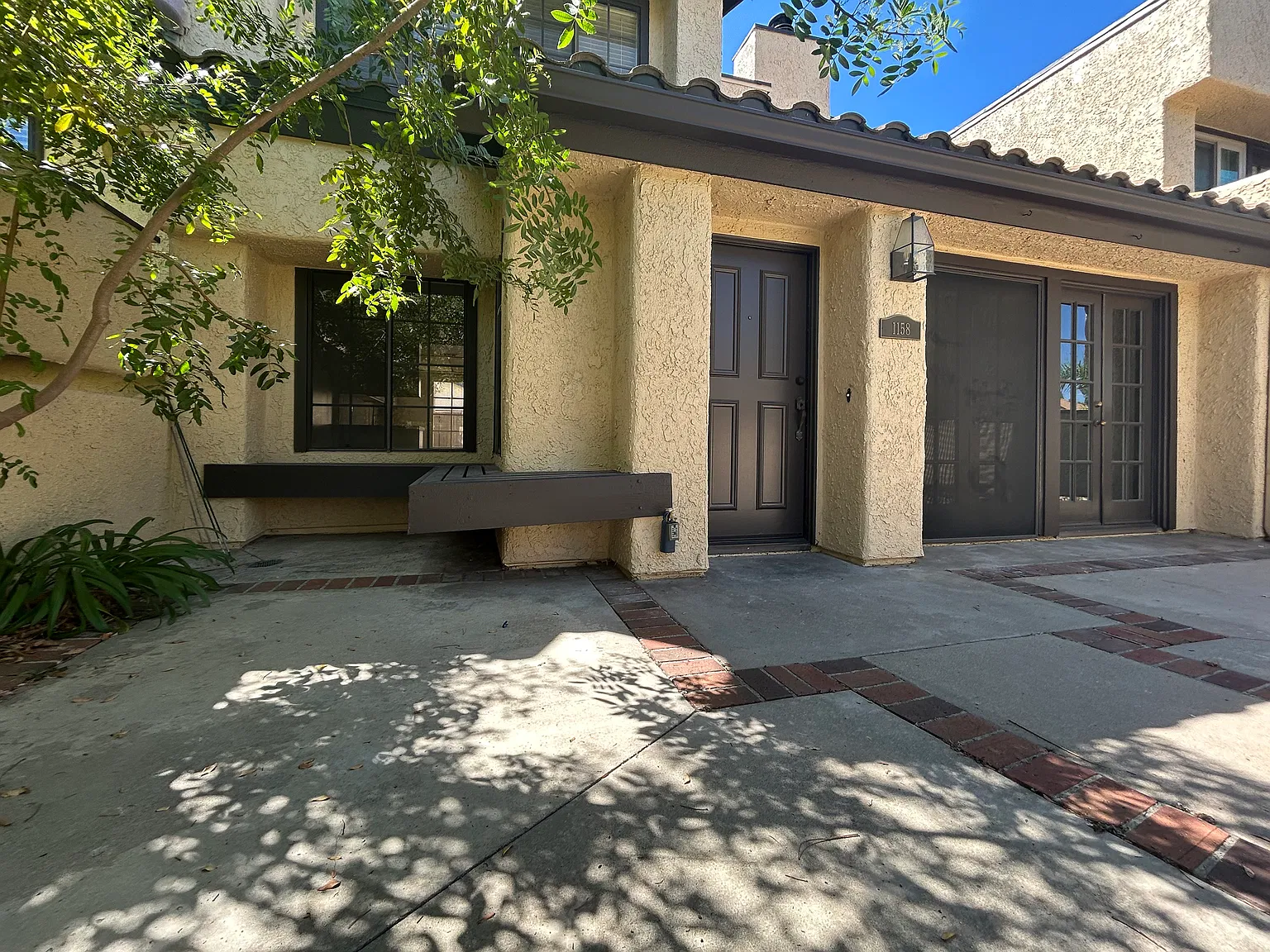 2 bed, 2.5 bath, 1233 sqft, $3,275 — Photo 2