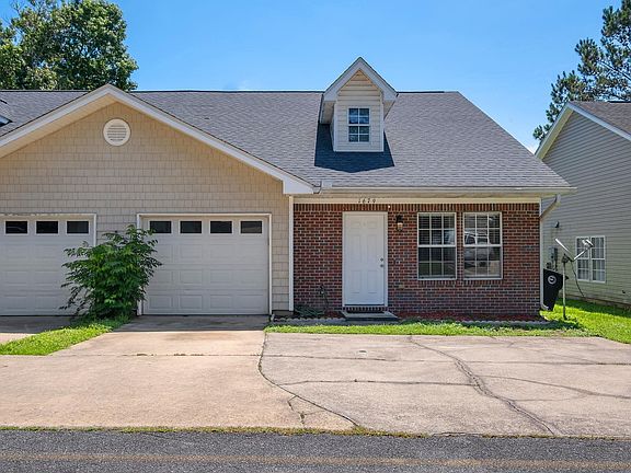 2nd image of 1679 Corey Wood Cir