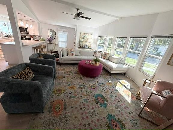 5th image of 607 Sierra Madre Dr #607