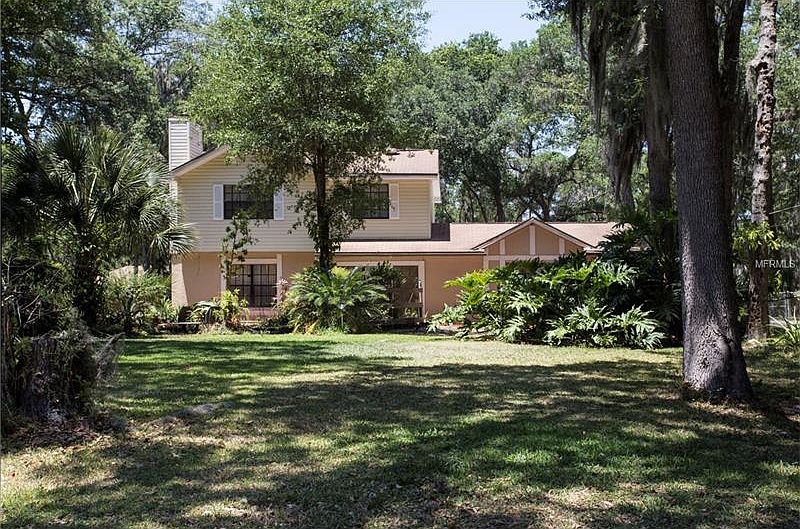 1st image of 8421 Southwood Oaks St