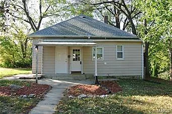 309 W Washington St photo 1