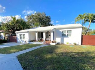 951 NE 116th St, Biscayne Park, FL 33161