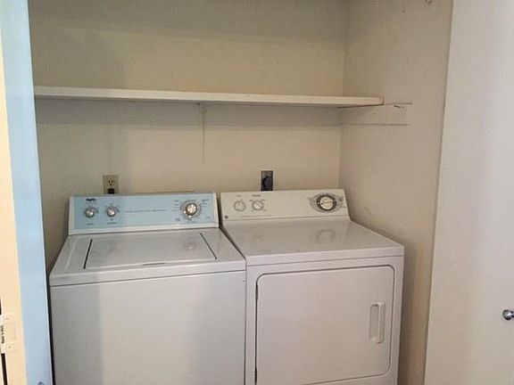 5th image of 1411 Gracy Farms Ln APT 92