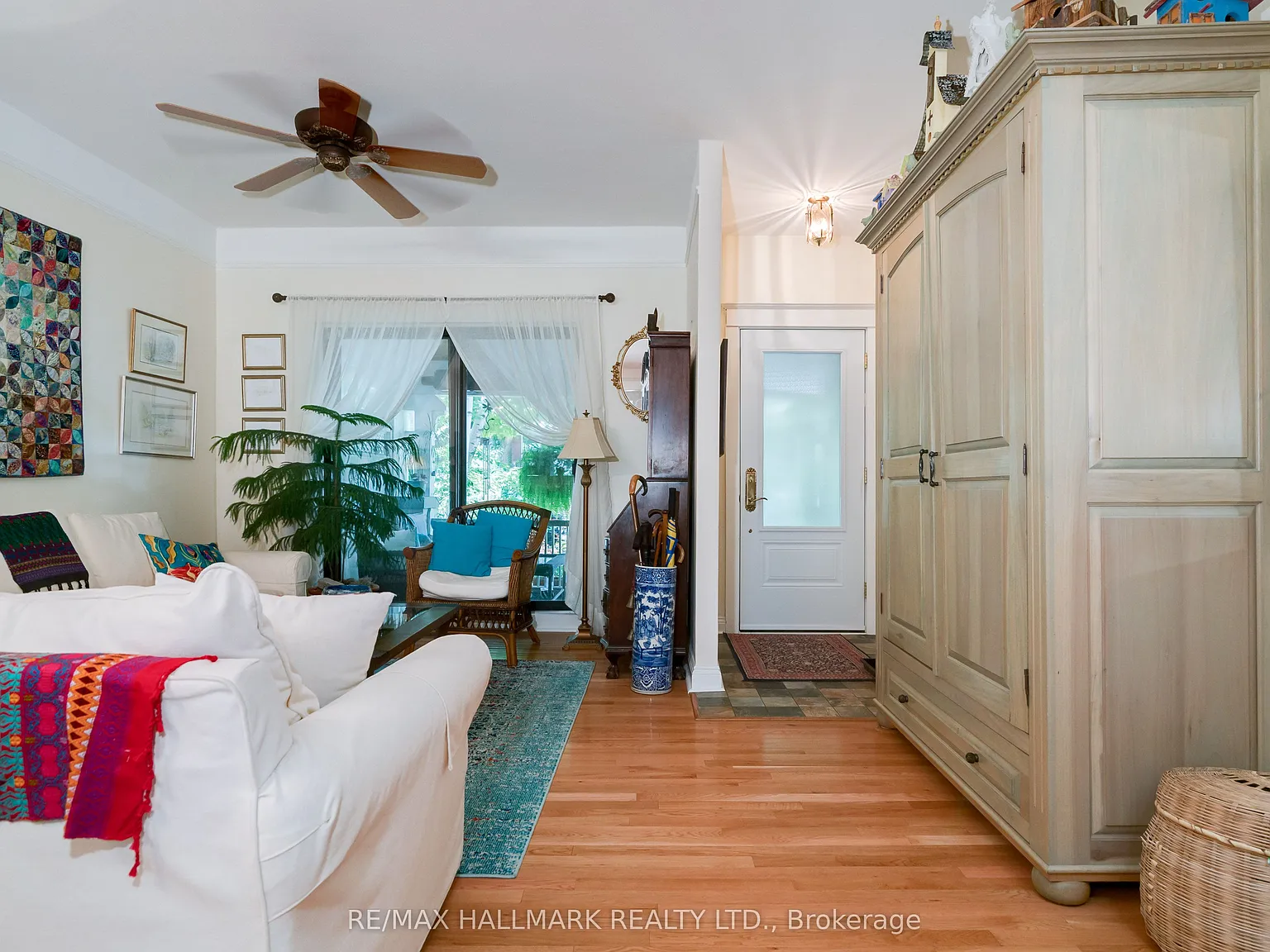 3 bed, $4,495 — Photo 4