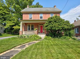6360 Main St, East Petersburg, PA 17520