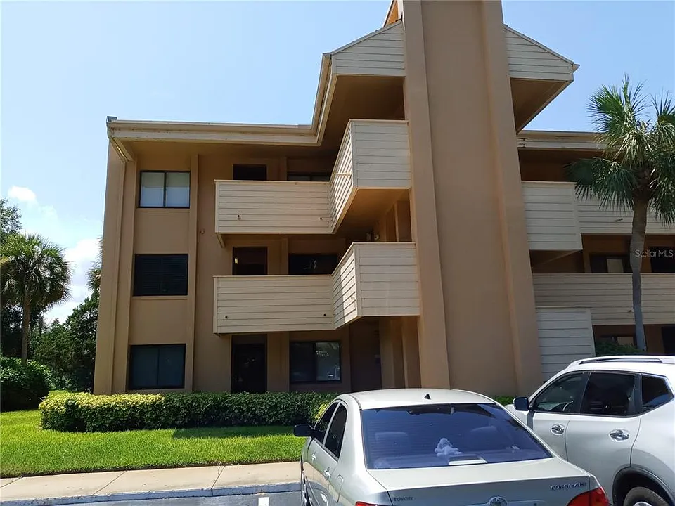 510 Cranes Way #201