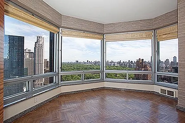 Rented by Domus Realty | media 9