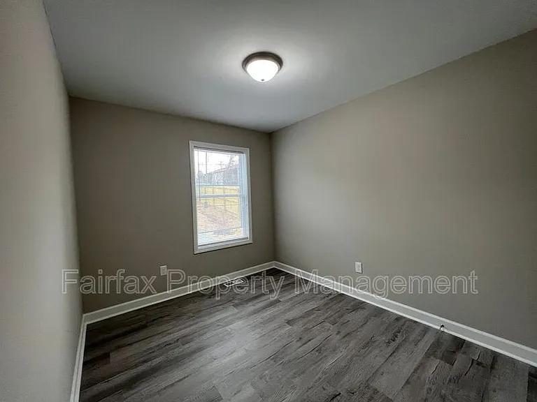 2311 Owen St #C — Photo 6