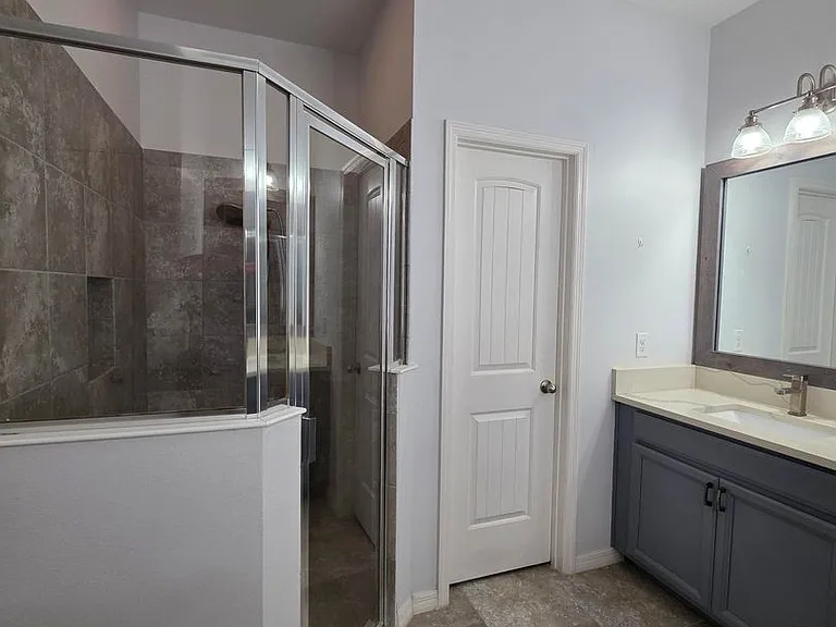 305 Drayton Ave — Photo 22