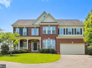 8413 Paige Glen Ave, Springfield, VA 22152